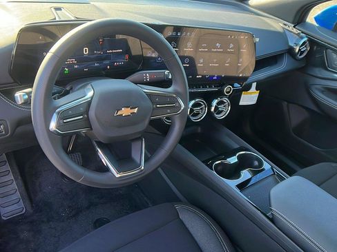 New 2026 Chevrolet Blazer EV LT AWD/4WD image 17
