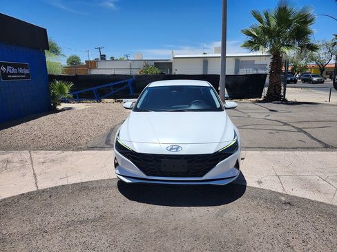 Used 2021 Hyundai Elantra SEL FWD image 6