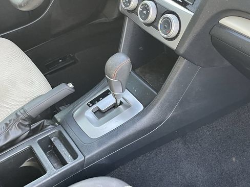 Used 2017 Subaru Crosstrek 2.0i Premium AWD/4WD image 7