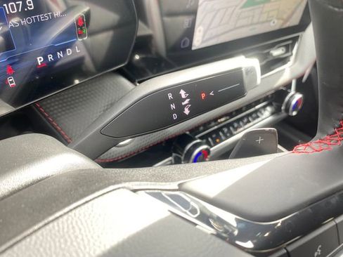 New 2026 Chevrolet Equinox RS w/ Convenience Package III FWD image 25