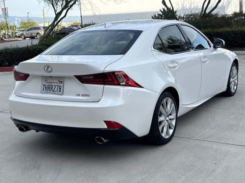 Used 2015 Lexus IS 250 RWD image 5