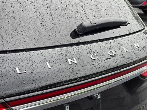 Used 2022 Lincoln Corsair FWD w/ Equipment Group 101A image 17