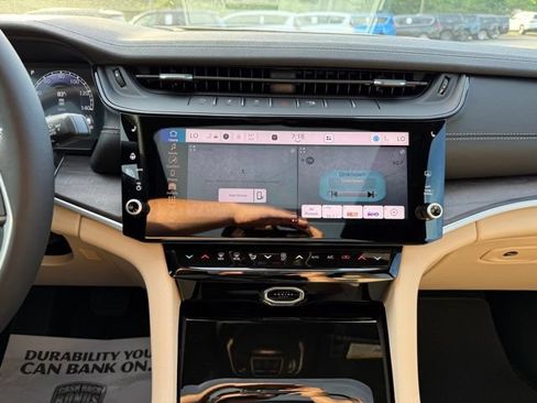 New 2026 Jeep Grand Cherokee L Limited AWD/4WD image 18