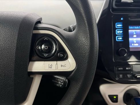 Used 2017 Toyota Prius Two w/ Prius Two Safety Plus Package FWD image 59