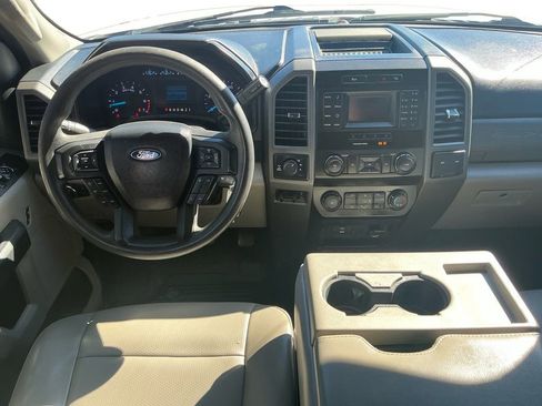 Used 2019 Ford F250 XL w/ Power Equipment Group image 17