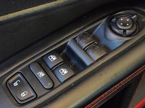 Used 2018 Jeep Compass Trailhawk AWD/4WD image 27