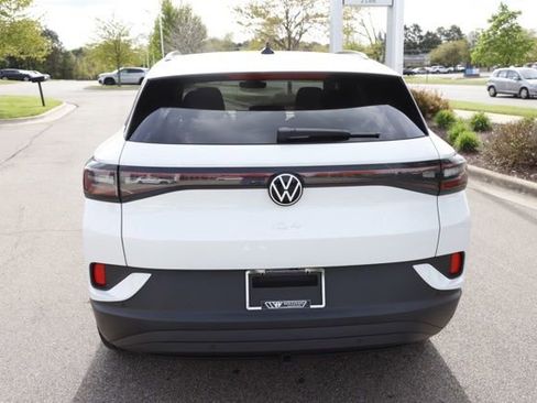 Used 2025 Volkswagen ID.4 Pro AWD/4WD image 4
