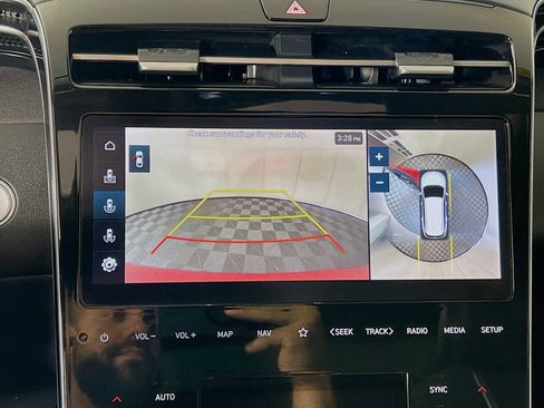 Used 2022 Hyundai Tucson Limited image 14