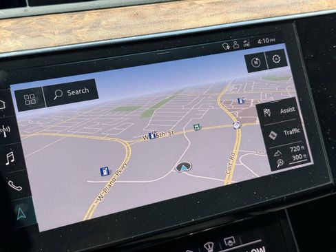 Used 2019 Audi e-tron Prestige w/ Prestige Package image 92