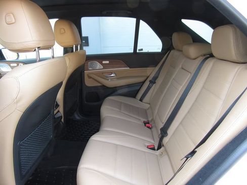 Used 2024 Mercedes-Benz GLE 450 4MATIC image 15