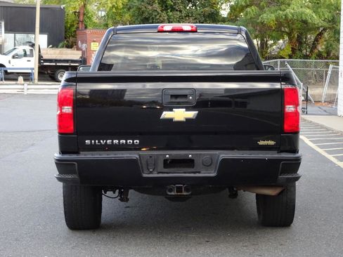 Used 2018 Chevrolet Silverado 1500 Custom w/ Custom Value Package AWD/4WD image 8