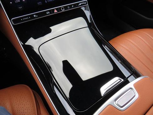 Used 2023 Mercedes-Benz S 500 4MATIC image 17