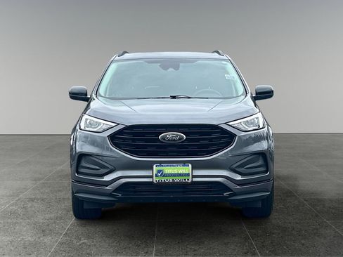 Used 2022 Ford Edge SE w/ Black Appearance Package AWD/4WD image 3