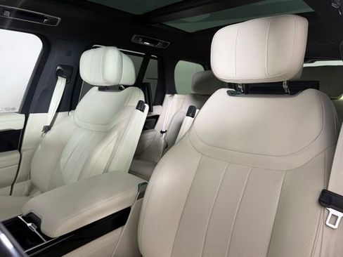Used 2025 Land Rover Range Rover Autobiography AWD/4WD image 15