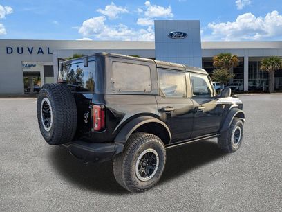 New 2025 Ford Bronco Badlands w/ Sasquatch Package