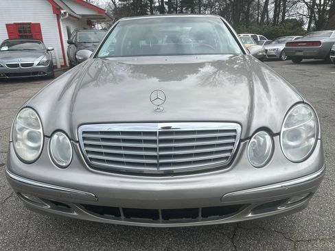 Used 2005 Mercedes-Benz E 320 Sedan image 2