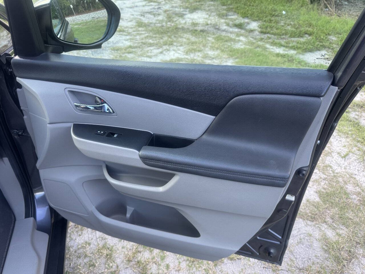 Used 2015 Honda Odyssey EX image 20