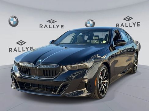 Used 2026 BMW 550e xDrive AWD/4WD image 3