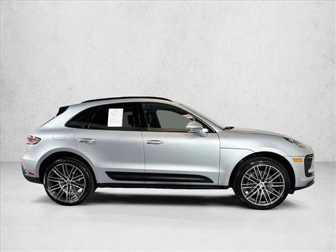 Certified 2026 Porsche Macan Turbo AWD/4WD image 8
