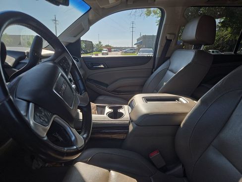 Used 2018 GMC Yukon XL SLT w/ Open Road Package AWD/4WD image 7