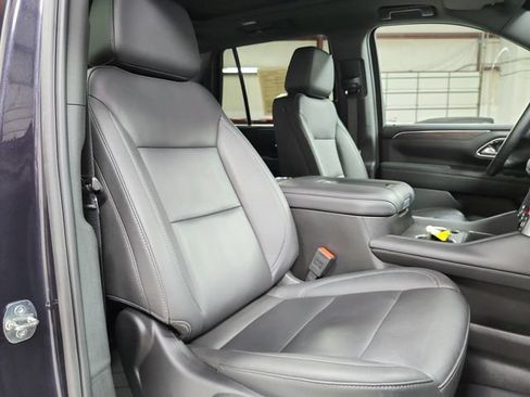 Used 2024 Chevrolet Tahoe Z71 w/ Luxury Package AWD/4WD image 42