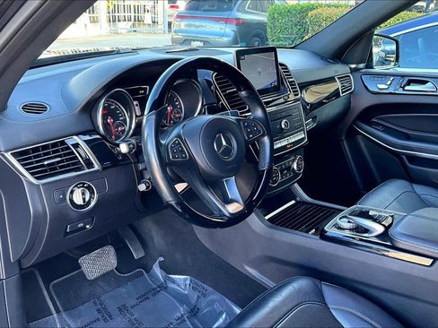 Used 2018 Mercedes-Benz GLS 550 4MATIC image 17