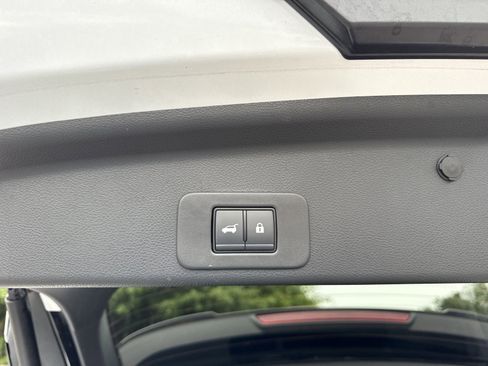 Used 2025 Nissan Murano SL AWD/4WD image 34