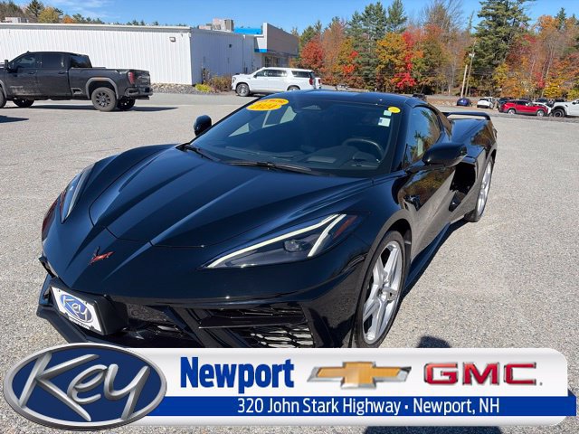 Used 2024 Chevrolet Corvette Stingray Preferred Cpe w/ Z51 Performance Package RWD image 1