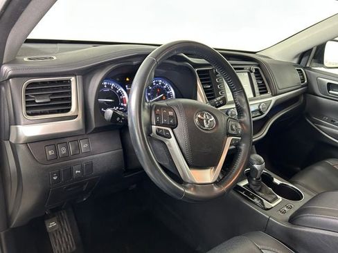 Used 2017 Toyota Highlander Limited w/ Protection Package #3 AWD/4WD image 14