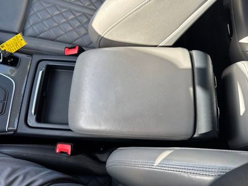 Used 2018 Audi SQ5 Prestige w/ Prestige Package image 31