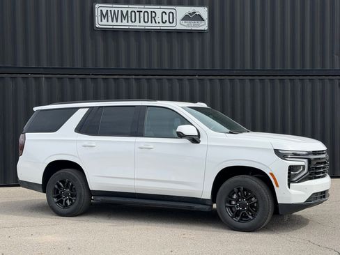 Used 2025 Chevrolet Tahoe LT AWD/4WD image 1