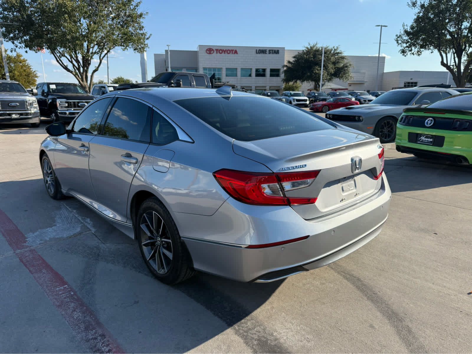 Used 2021 Honda Accord EX-L image 2
