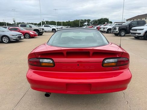 Used 1998 Chevrolet Camaro Z28 w/ SS Performance/Appearance Pkg RWD image 4