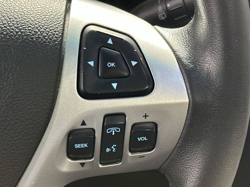 Used 2015 Ford Explorer XLT w/ Equipment Group 202B image 20