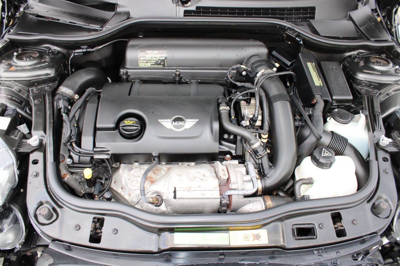Used 2011 MINI Cooper S FWD image 31