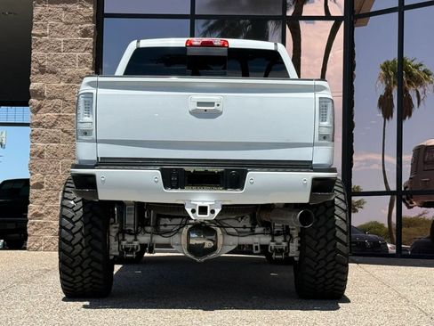 Used 2017 GMC Sierra 3500 Denali w/ Duramax Plus Package AWD/4WD image 10
