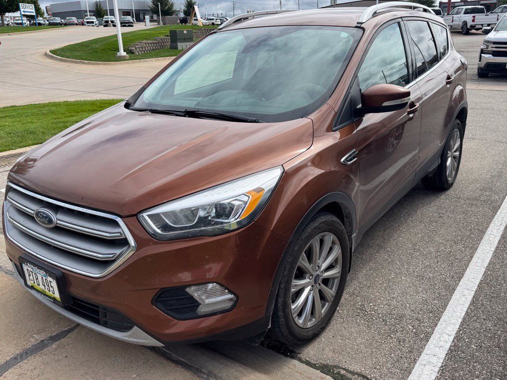 Used 2017 Ford Escape Titanium AWD/4WD image 2