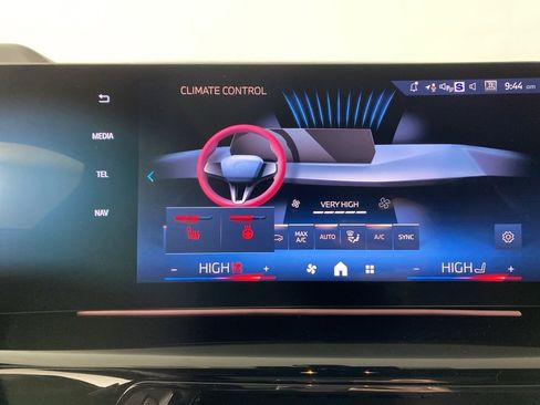 New 2026 BMW X1 xDrive28i w/ Technology Package image 15