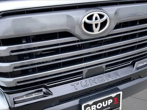 Used 2024 Toyota Tundra Limited w/ Power Package AWD/4WD image 29