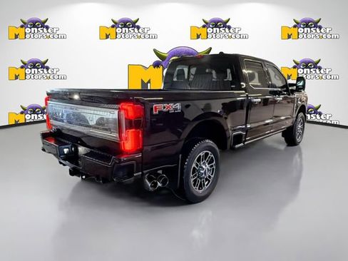 Used 2025 Ford F250 Platinum w/ Platinum Plus Package image 4