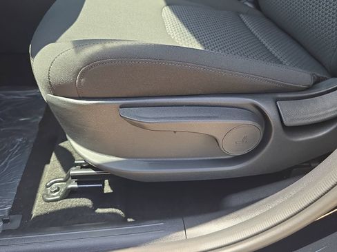 New 2026 Kia Sportage LX AWD/4WD image 20