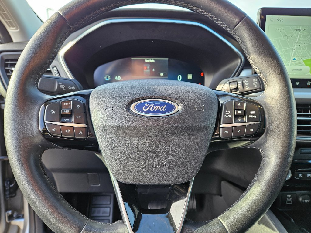 Used 2024 Ford Escape Platinum AWD/4WD image 25