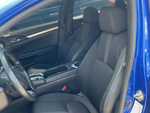 Used 2020 Honda Civic Sport image 3