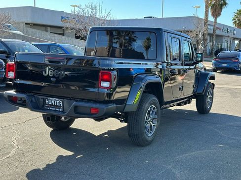New 2026 Jeep Gladiator Sport image 6