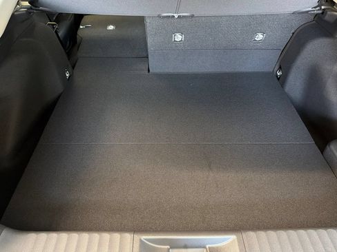 New 2026 Toyota Prius FWD image 17