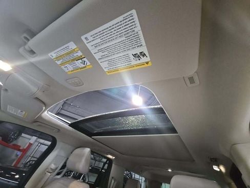Used 2023 Ford Expedition Max Limited AWD/4WD image 9
