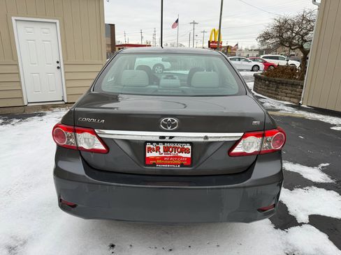 Used 2012 Toyota Corolla LE image 11