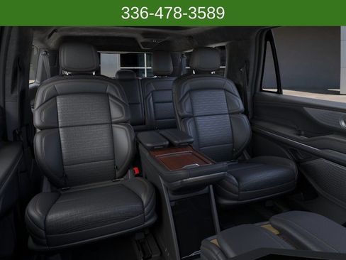New 2026 Lincoln Navigator L Black Label AWD/4WD image 11