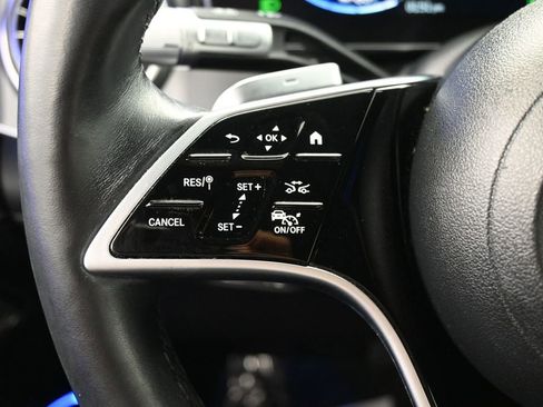 Used 2023 Mercedes-Benz EQS 450+ SUV image 21
