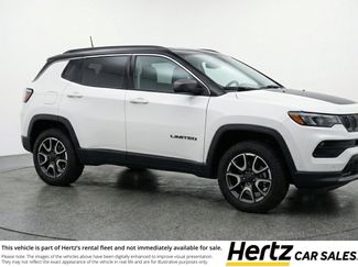 Used 2025 Jeep Compass Trailhawk video 1